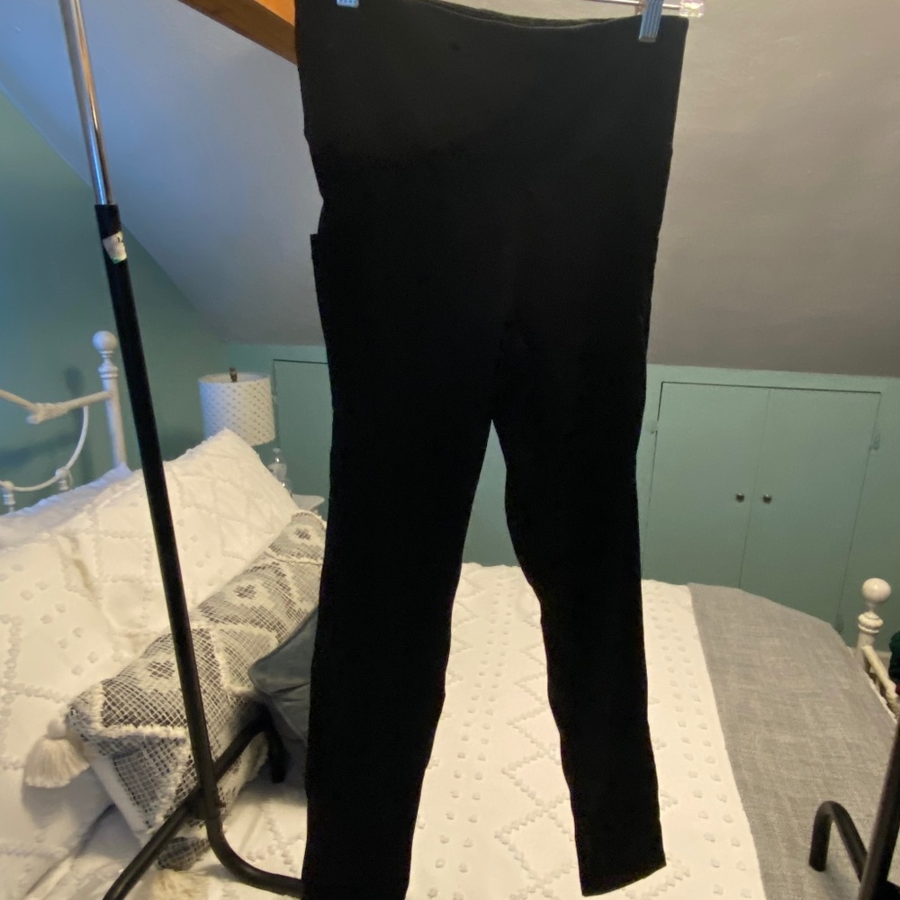 Black leggings